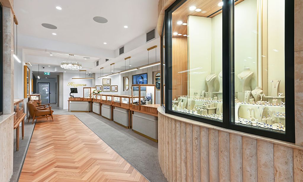 Hogan’s Family Jewellers (Hogans Jewelries Display Area)