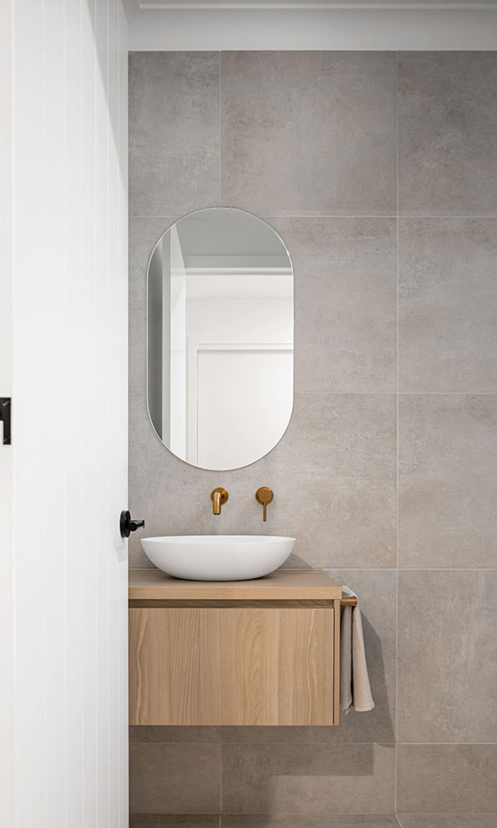 The Summit House (Showerroom Sink)