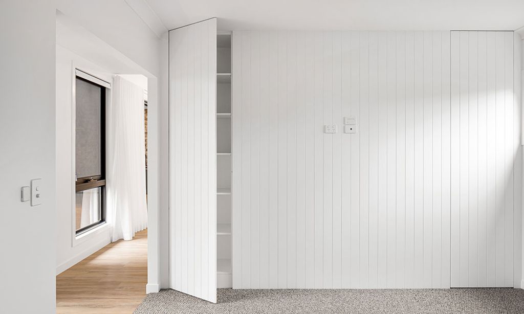 The Summit House (Room Modern Cabinet Design)
