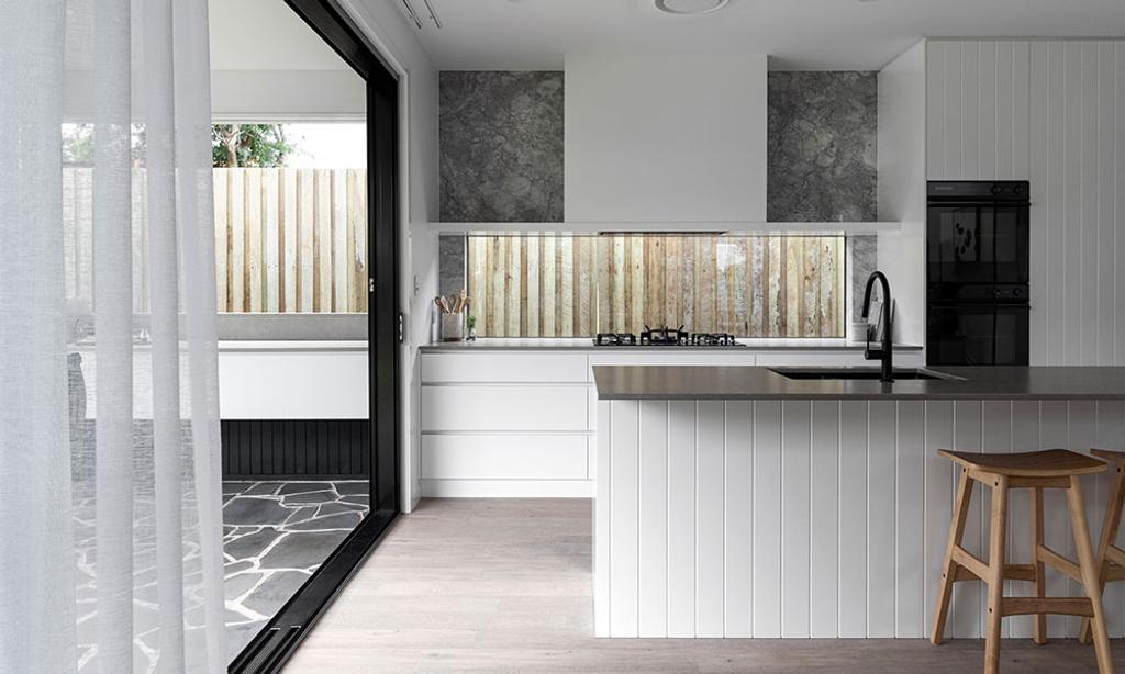 Project Mackenzie (Kitchen Overlooking Veranda)