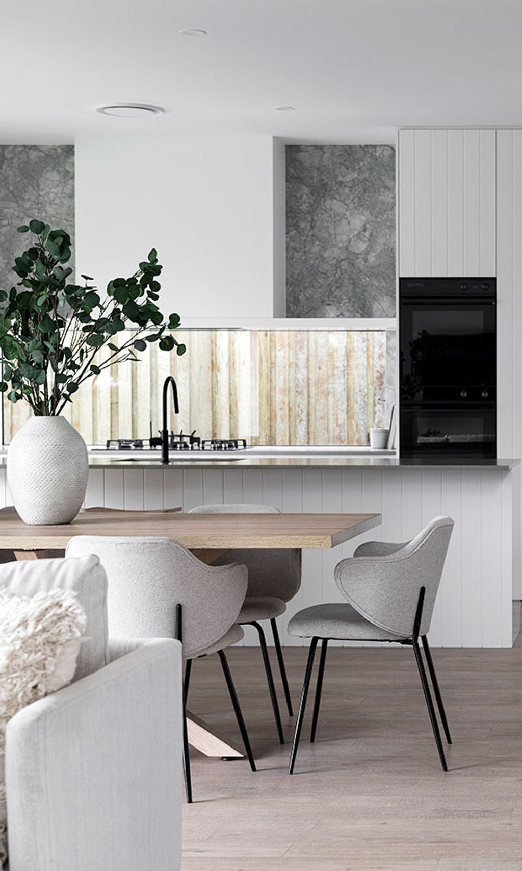 Project Mackenzie (Kitchen with Dining)