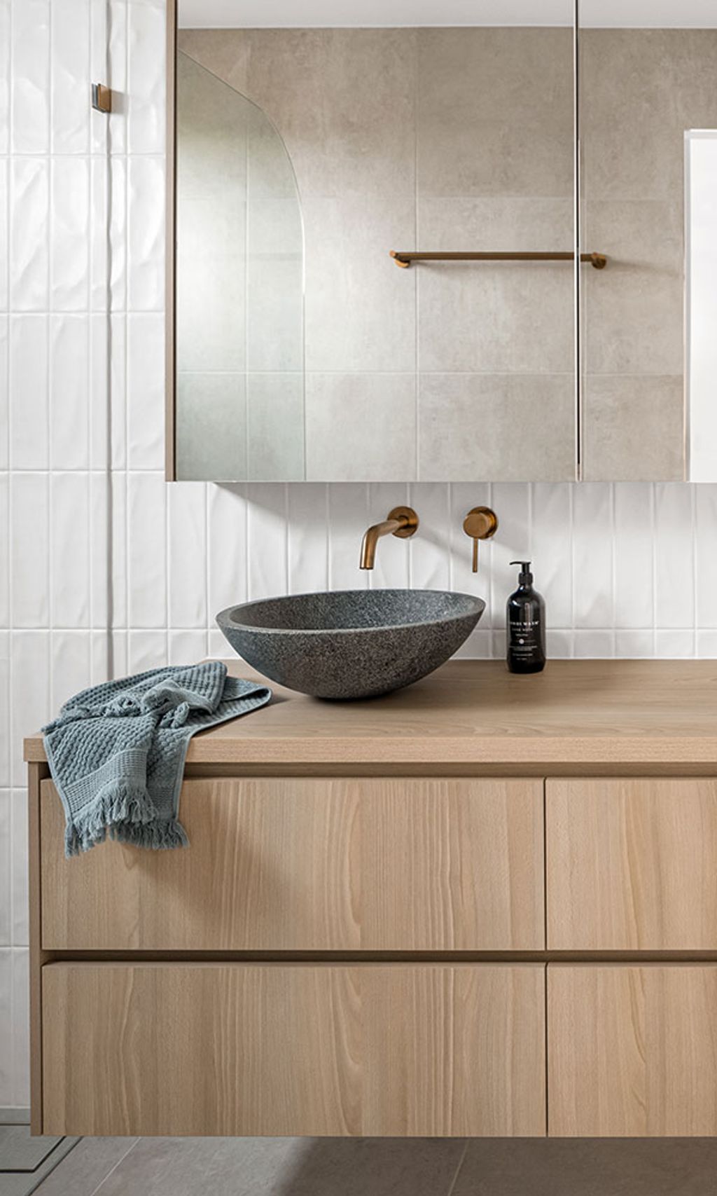 The Summit House (Bathroom Sink)