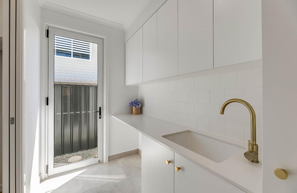 Cranley 2.0 (white cabinets with golden faucet sink)