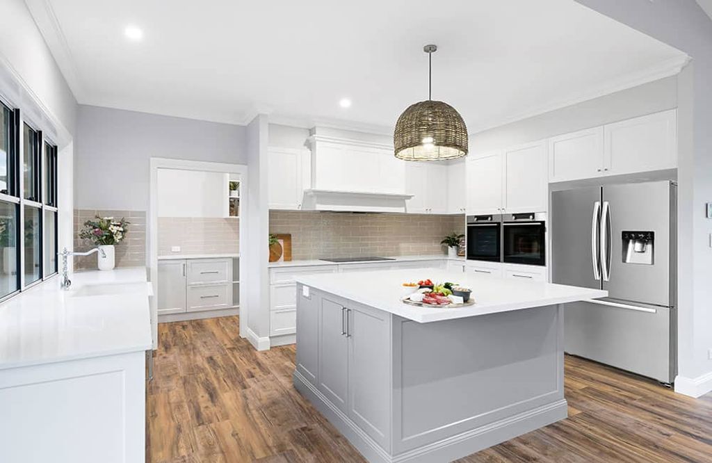 Project Flagstone (kitchen and white)