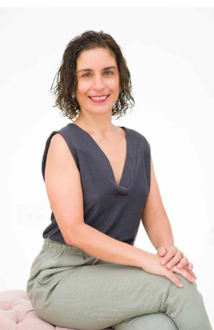 אבישג נחמה