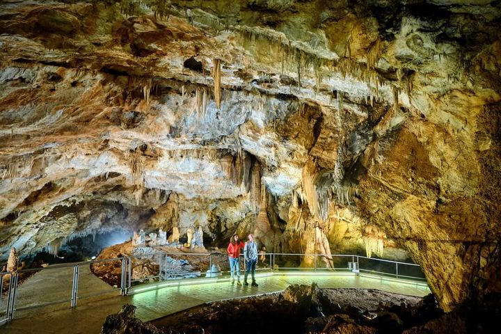 Lipa Cave