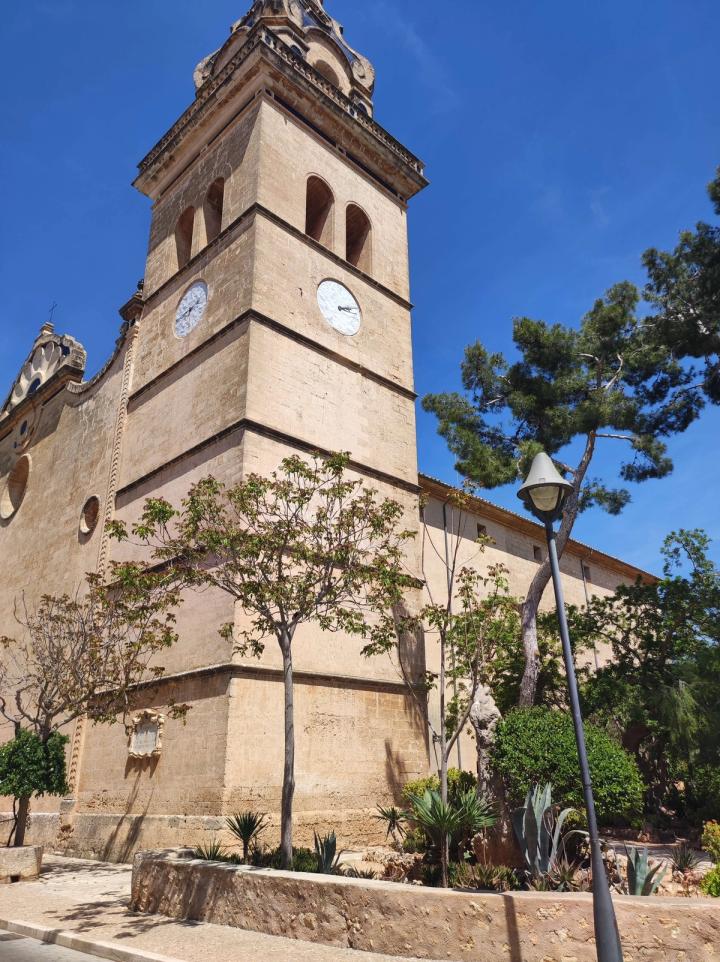 Santa María del Camí