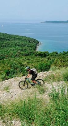 Ride across the scenic Lustica Peninsula on e-bike
