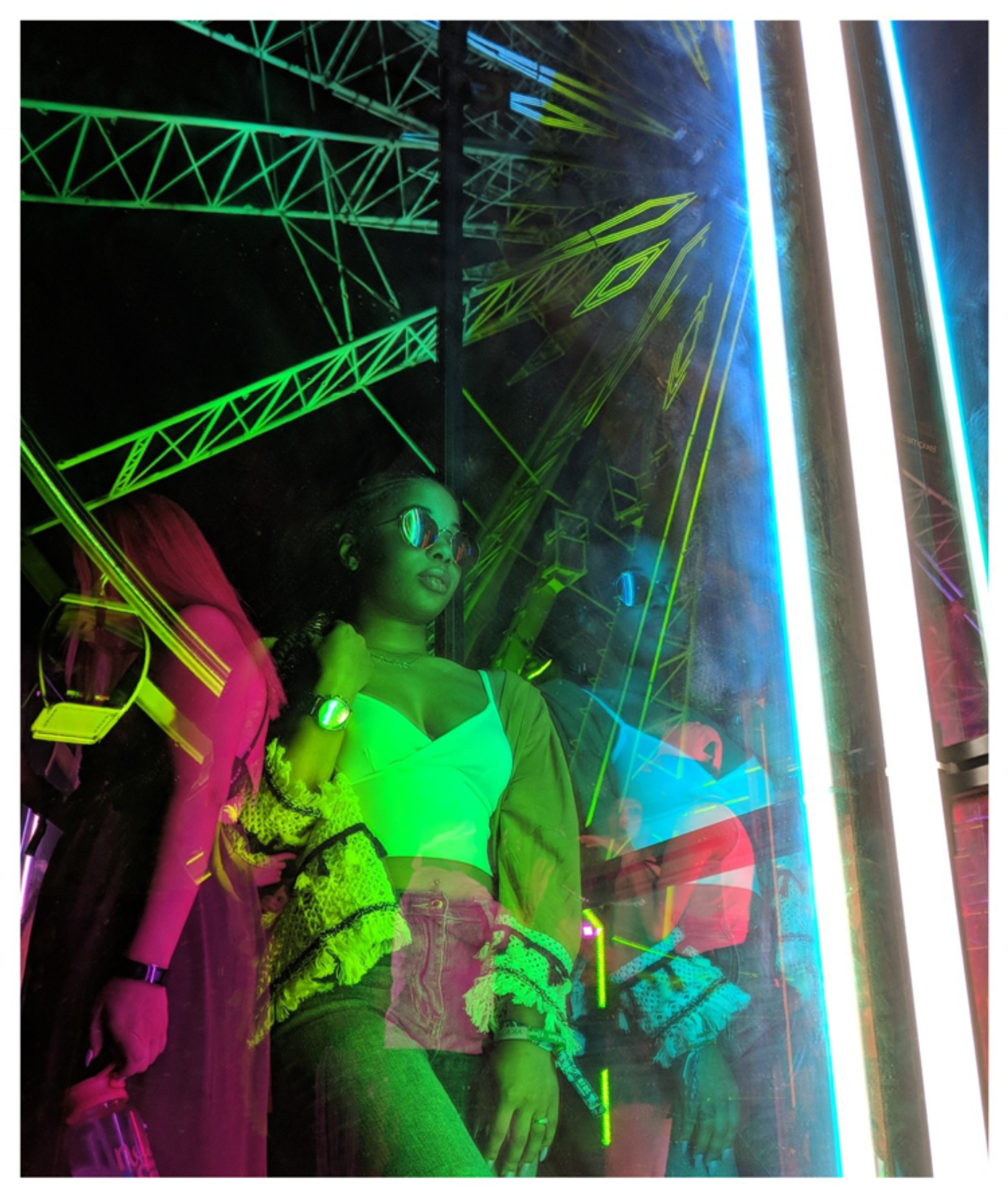 artistic photo booth