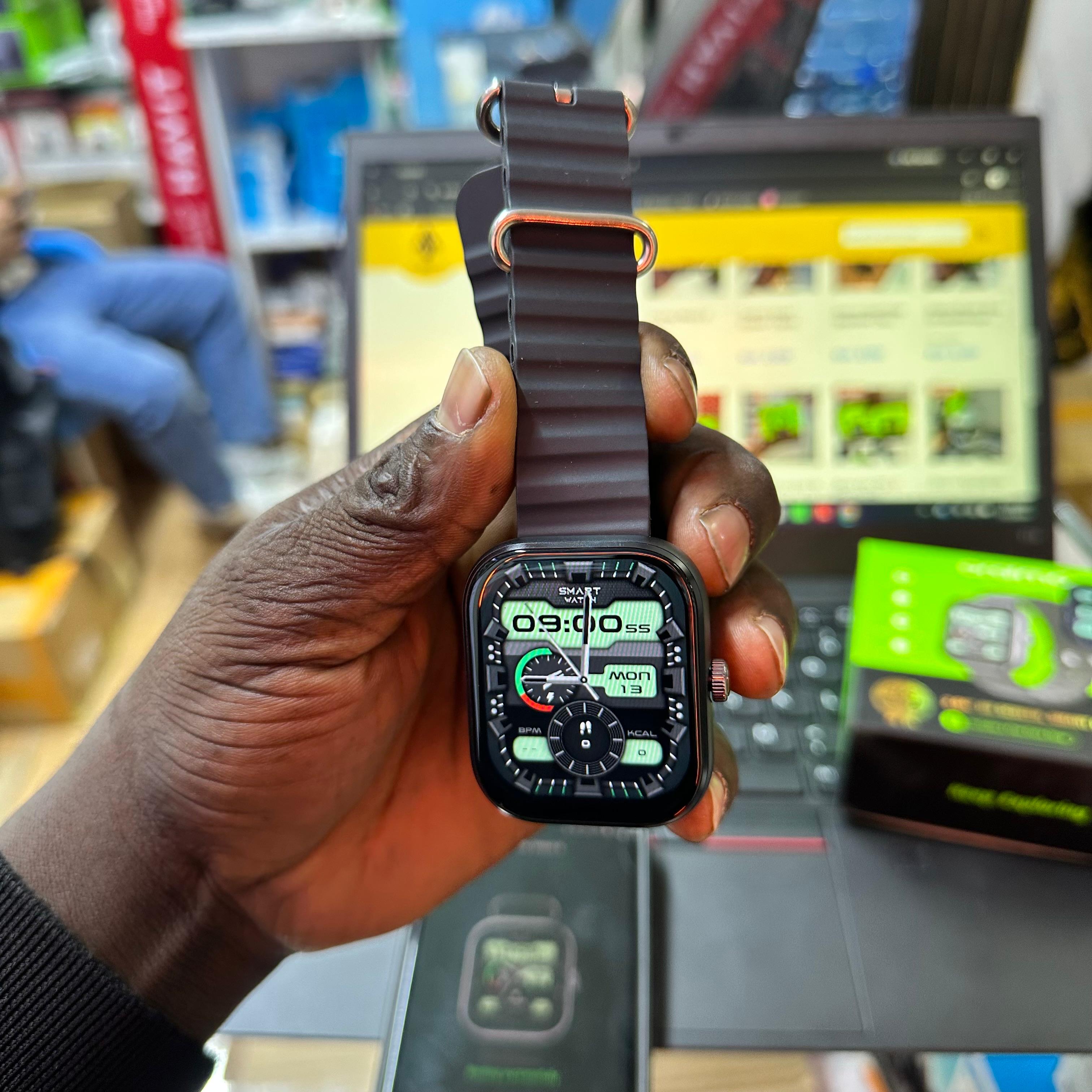 Oraimo Watch 6 OSW-80 2.04 Square Anti-Scratch Display thumbnail 4