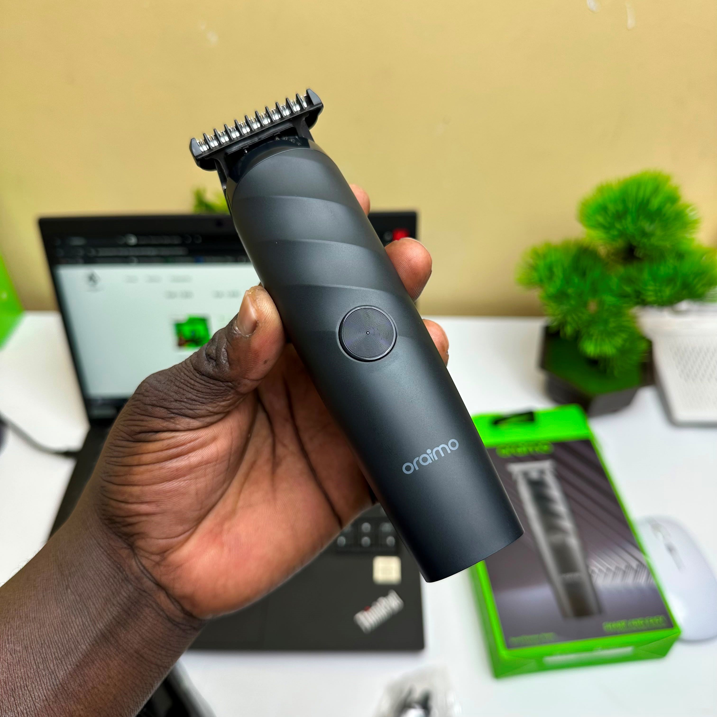 Oraimo Smart Trimmer Home hair Trimmer thumbnail 2