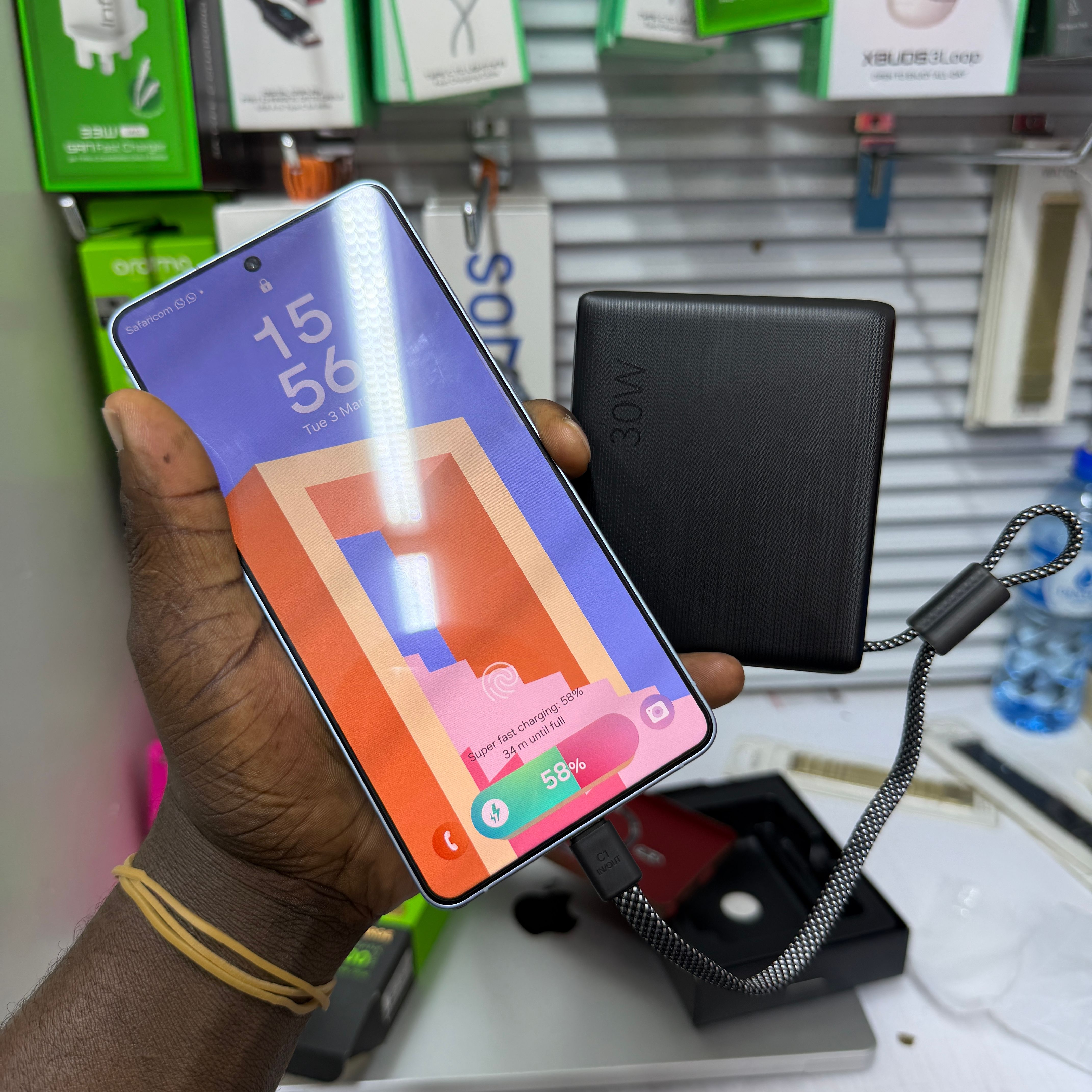 Oraimo Power Nova L21 30,000 mAh 30w  fast charging thumbnail 4