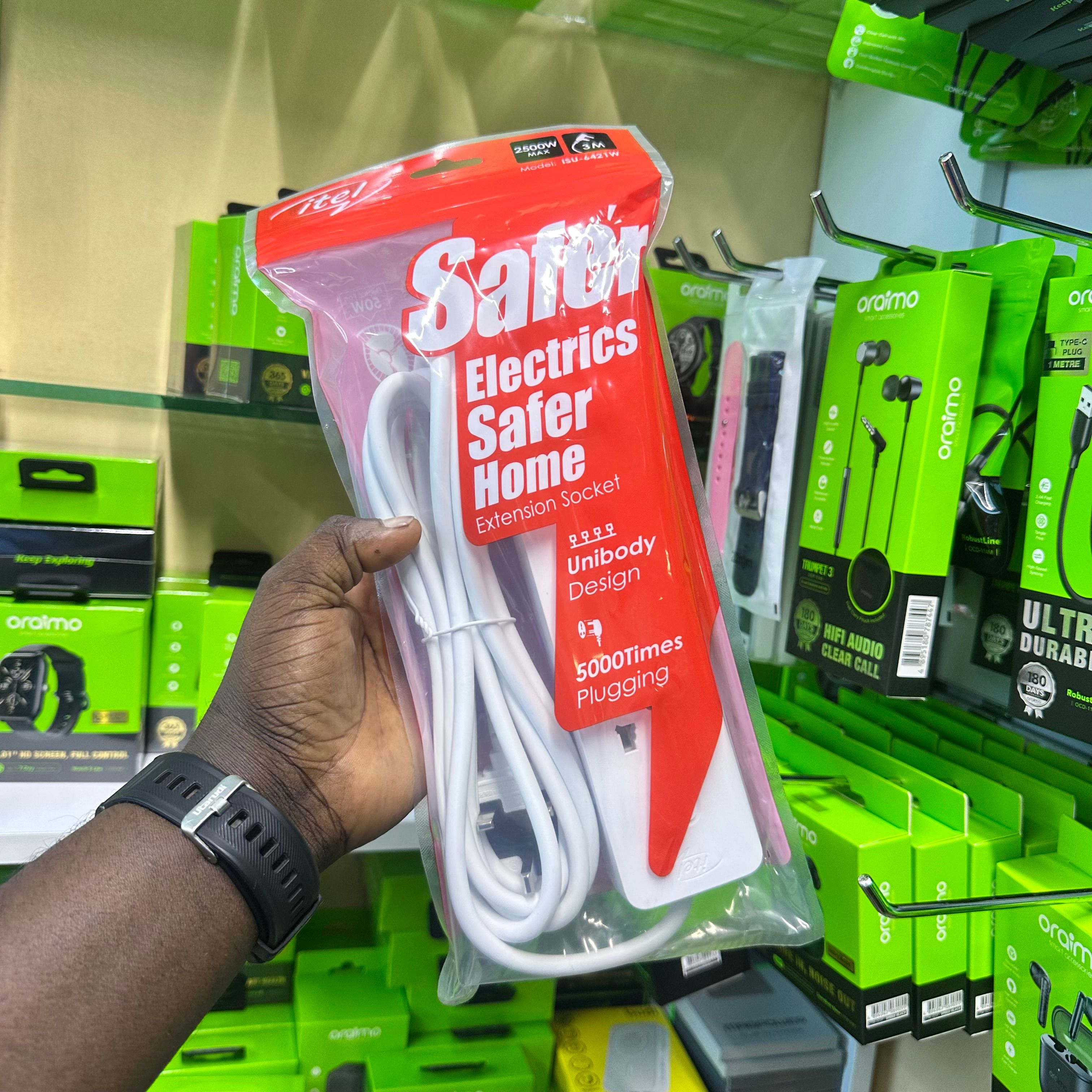 Itel Universal Extension, Long with 3 USB A ports ISU-6421WU thumbnail 4