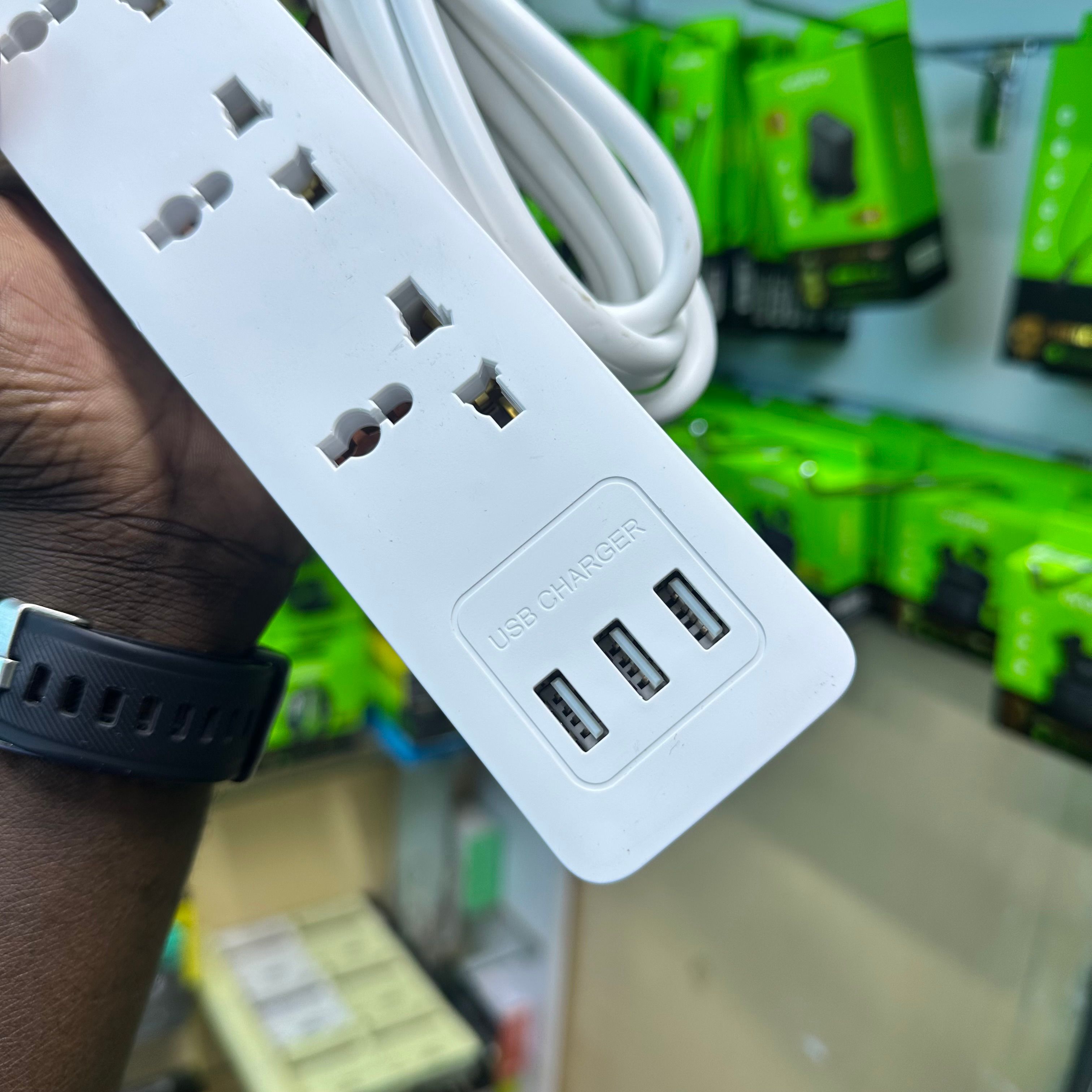 Itel Universal Extension, Long with 3 USB A ports ISU-6421WU thumbnail 2