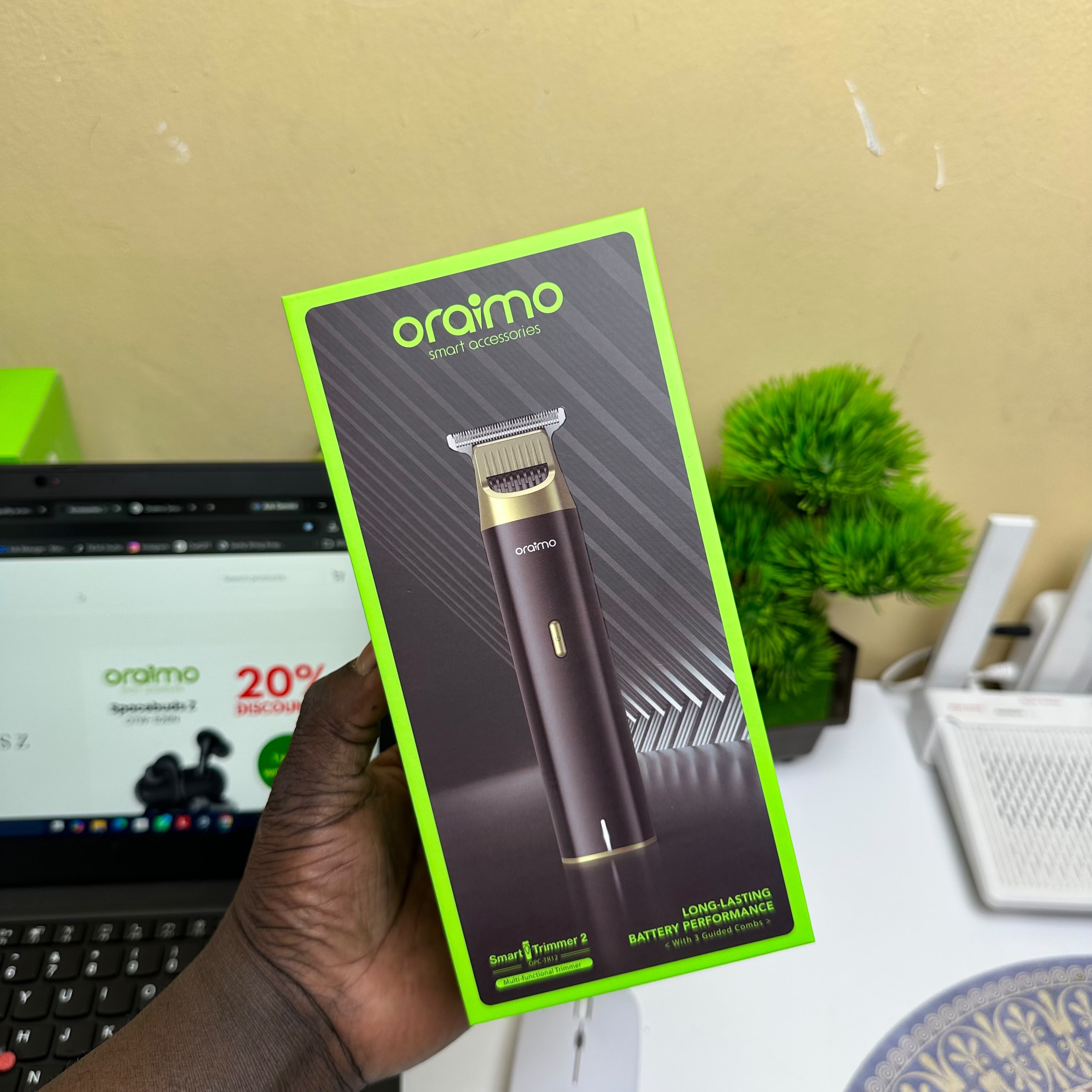 The Oraimo Smart Trimmer 2 Multi-funtional Trimmer 