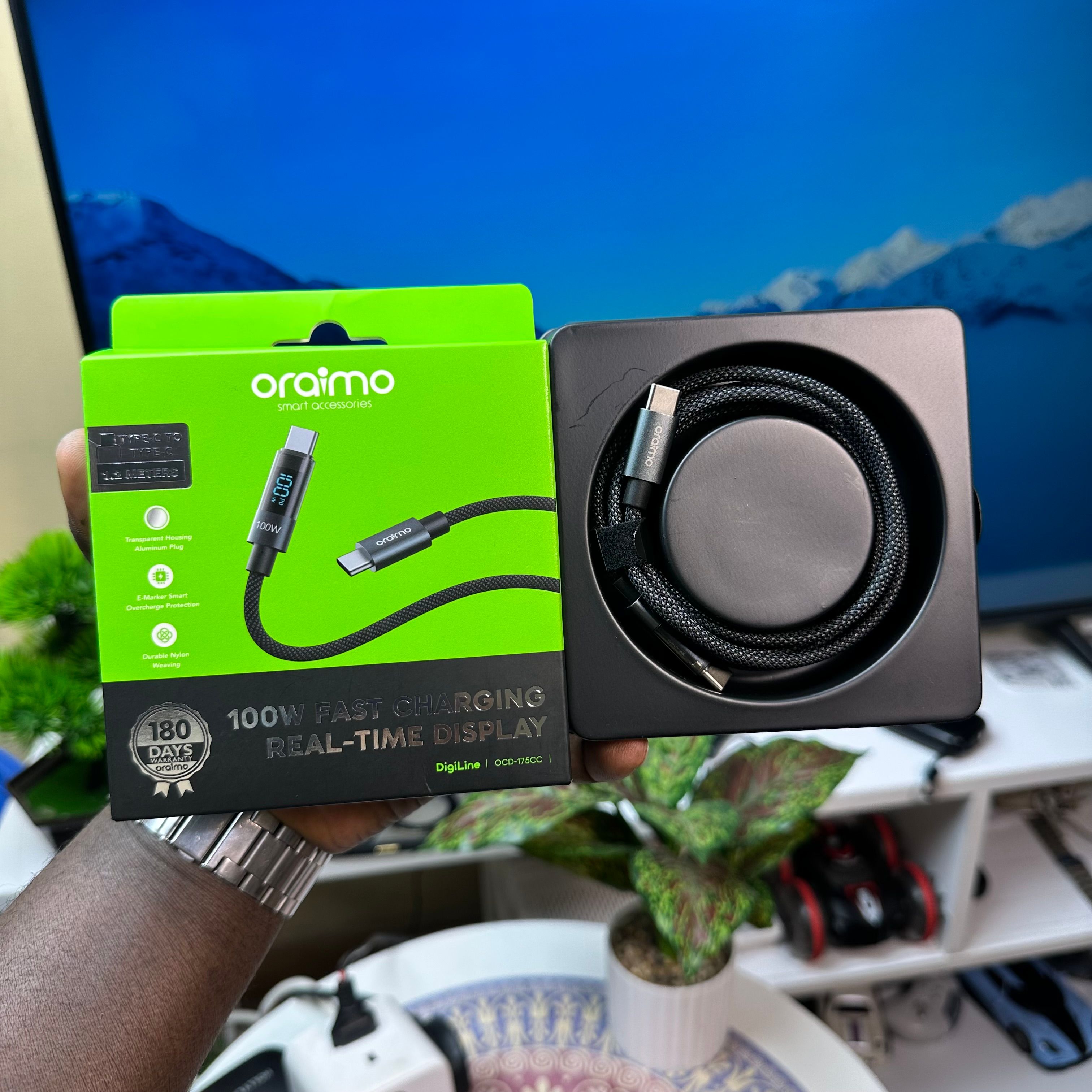 Oraimo DigiLine 100W Fast Charging Braided Cable with Real time display thumbnail 4