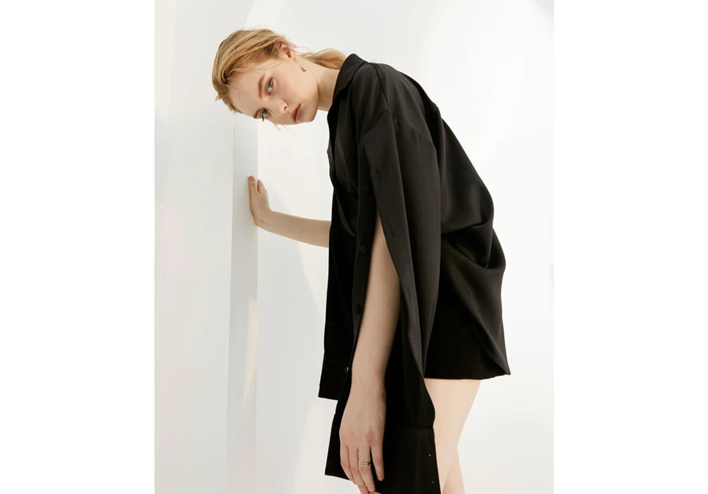 Noo Wallaya Editorial