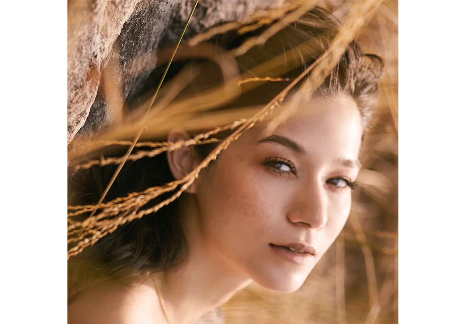 Jare Thanupol Editorial