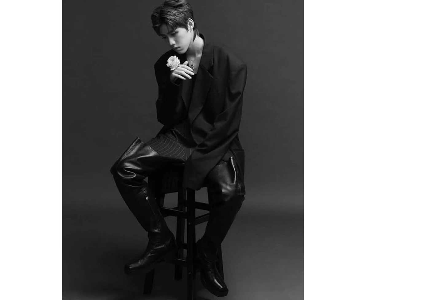 Elle Ratchakrit Editorial
