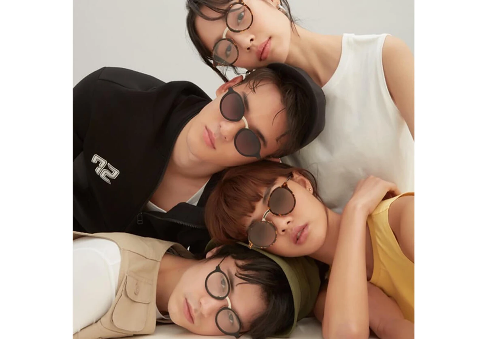 Noo Wallaya Editorial