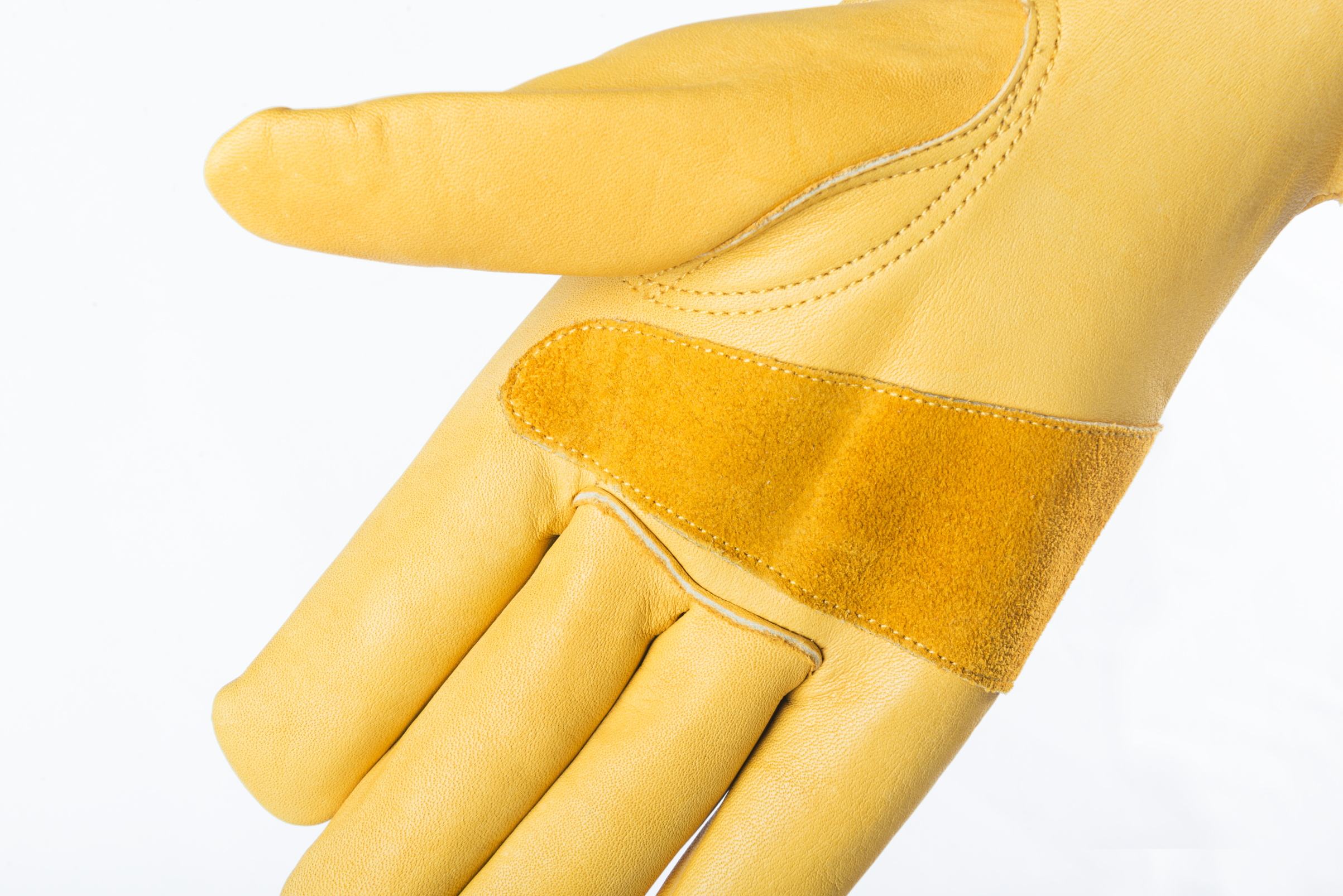 driver gloves in golden grain leather with a diagonal palm patch, additional view 5, manufactured by Abeeha Leather Industry