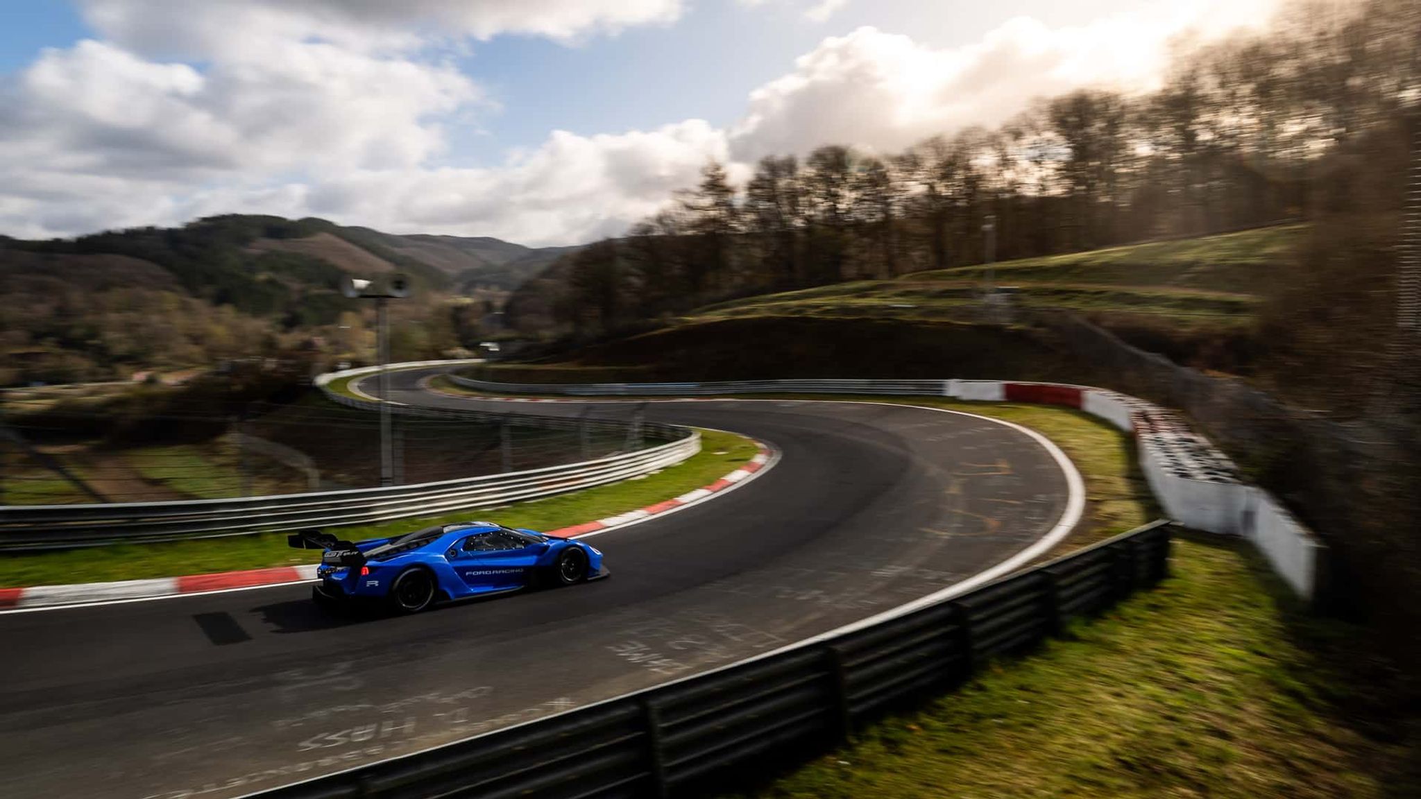 Ford GT Mk IV claims Nürburgring American record from Corvette ZR1X - Image 2