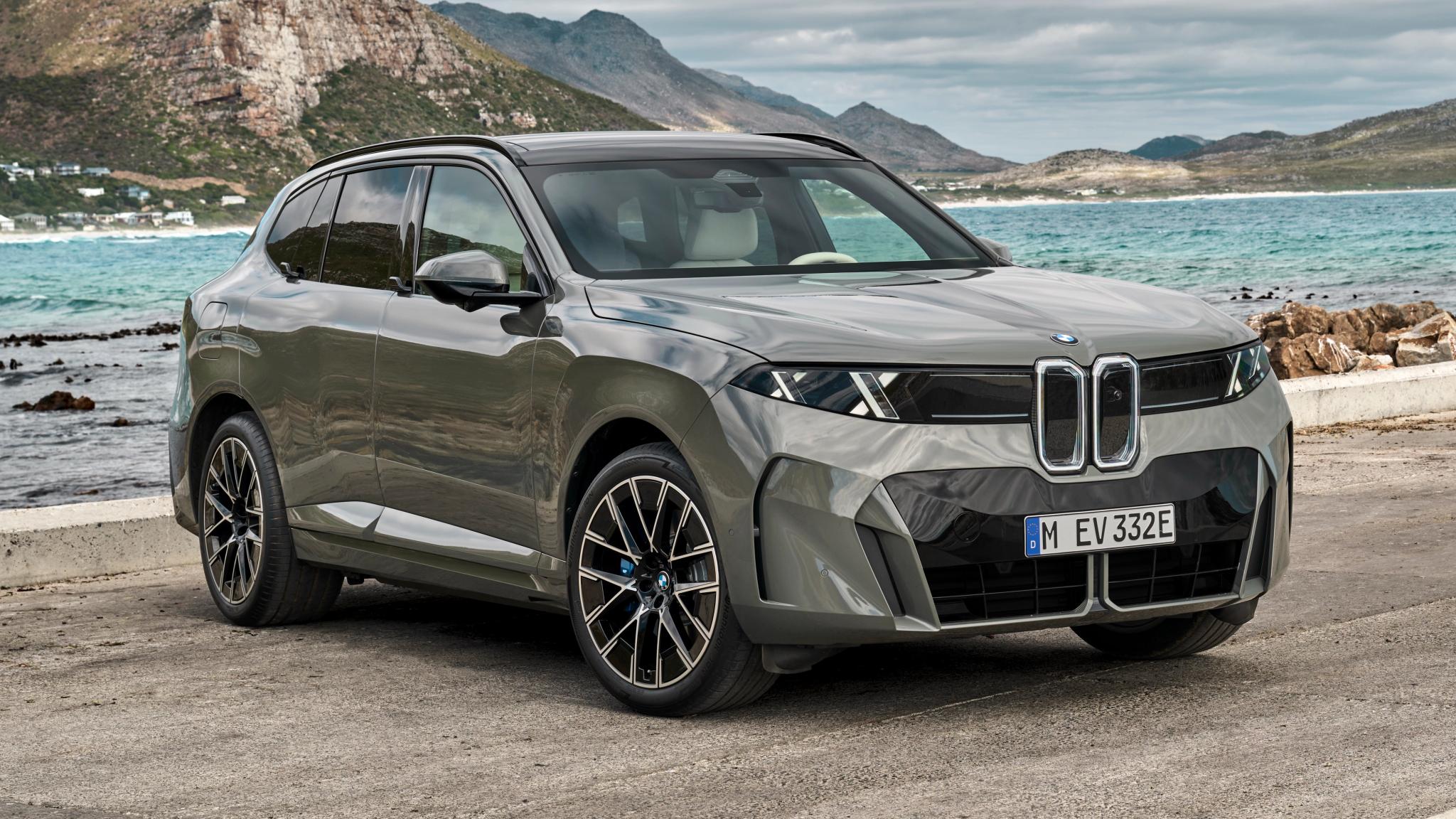 2027 BMW X5 exterior front three quater