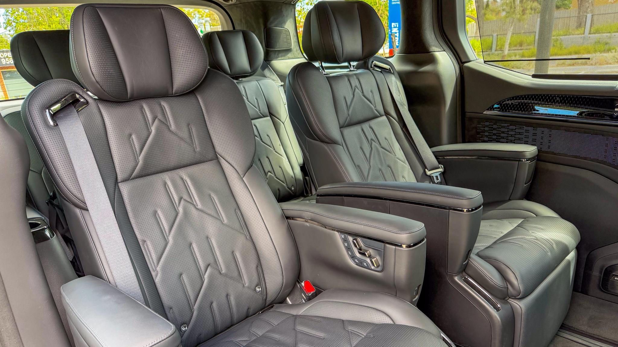 2026 Zeekr 009 review - Image 9