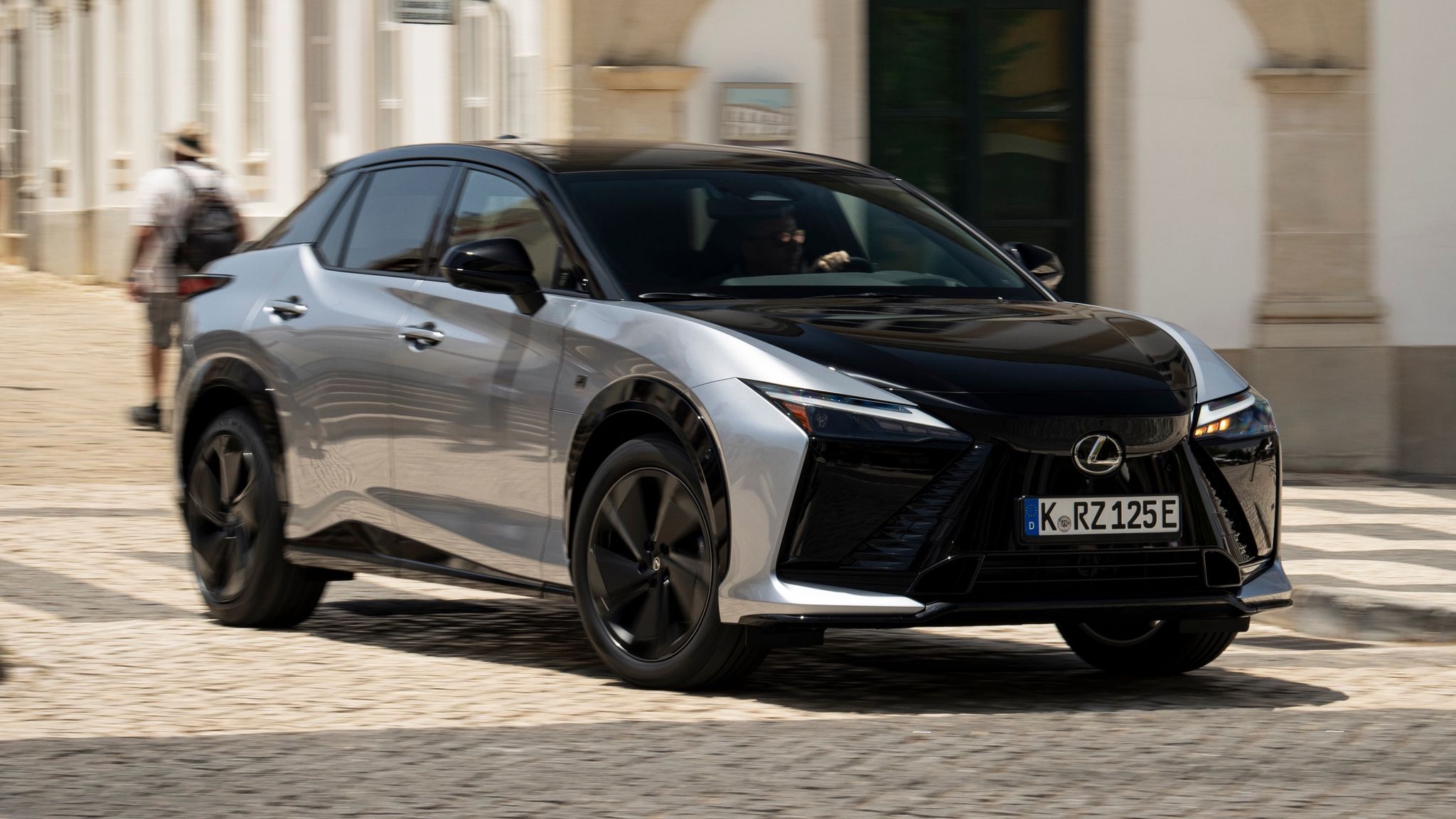 Lexus RZ 550e F Sport