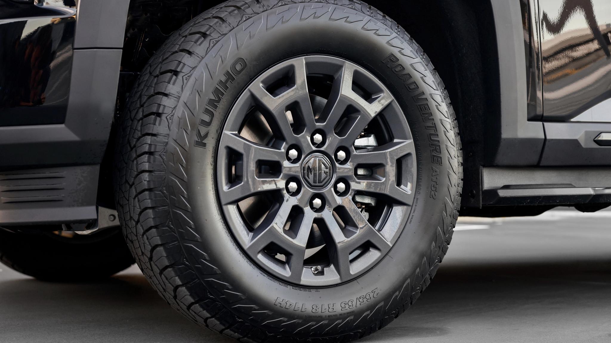 2026 MG U9 Black Edition dual-cab ute wheels