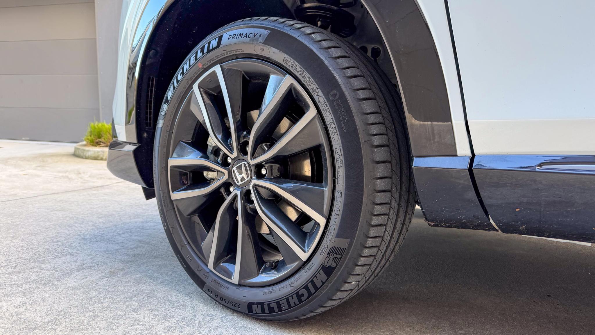 2026 Honda HR-V 18-inch alloy wheels