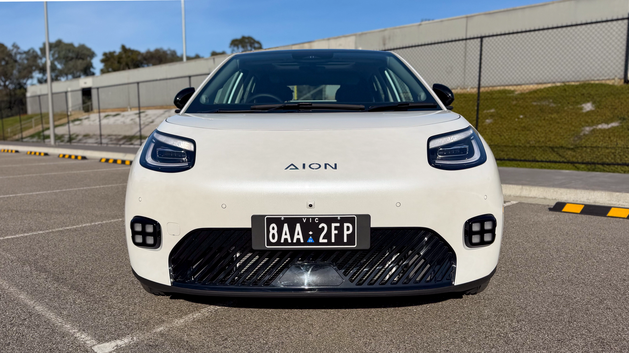 2026 GAC Aion UT Front