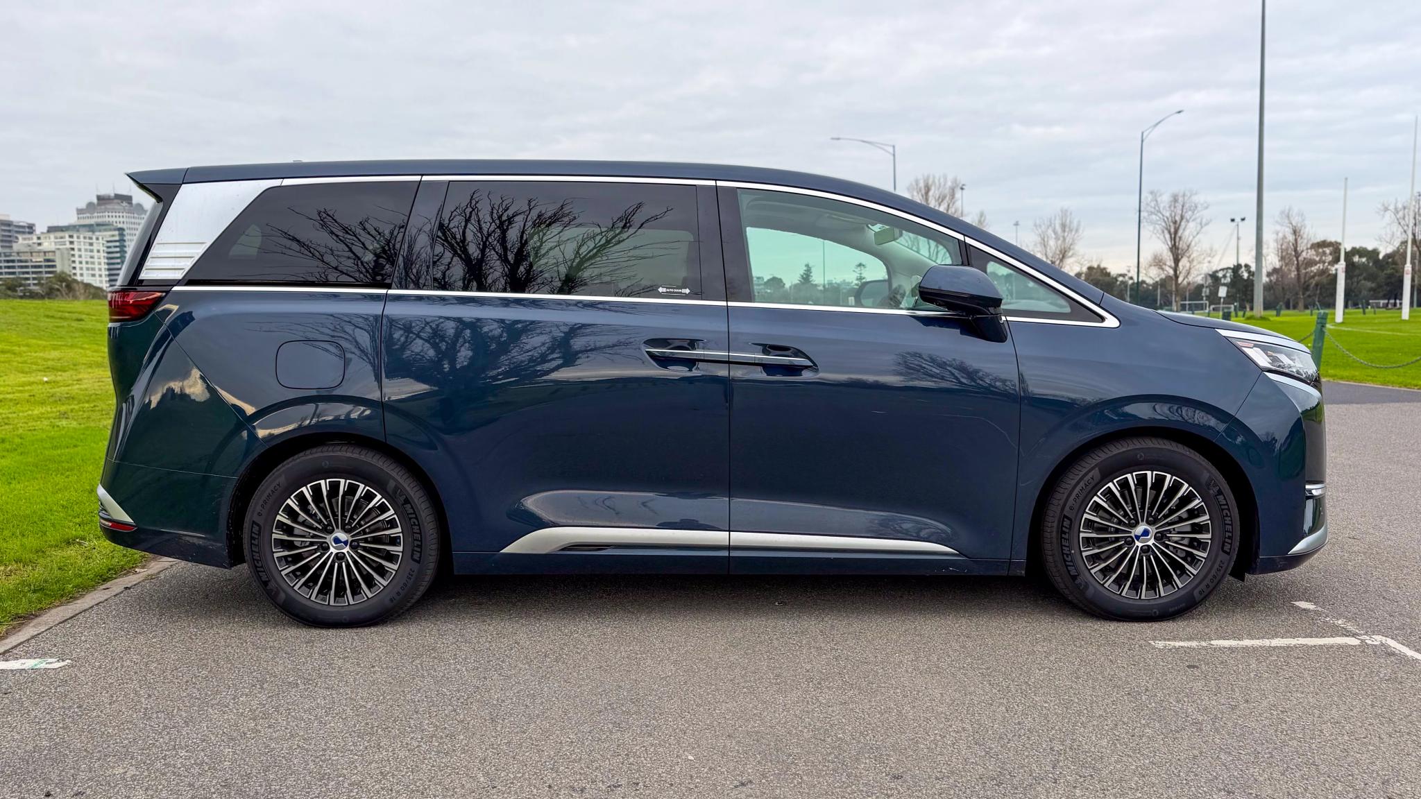 2026 Denza D9 review - Image 2