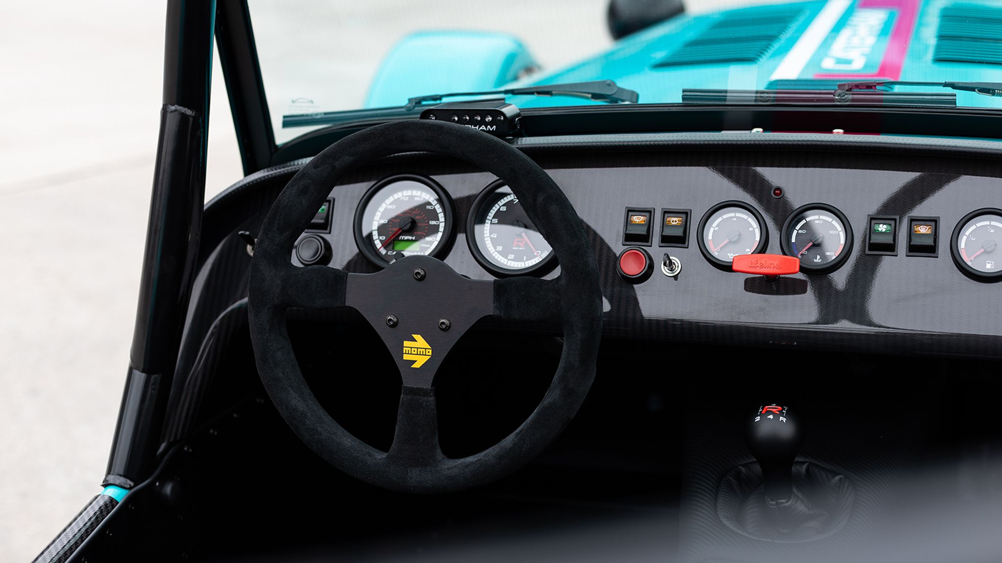 Caterham reveals 12-unit Seven Miami Special Edition for F1 race weekend - Image 7