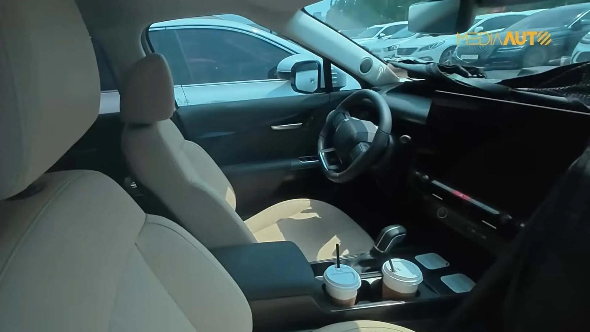 2027 Hyundai Tucson interior spy shot