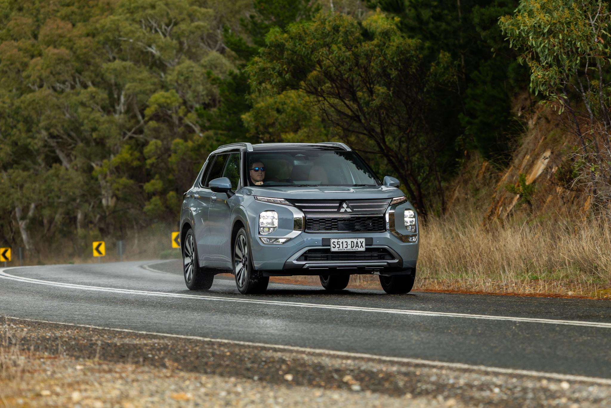 Mitsubishi Outlander Exceed Tourer