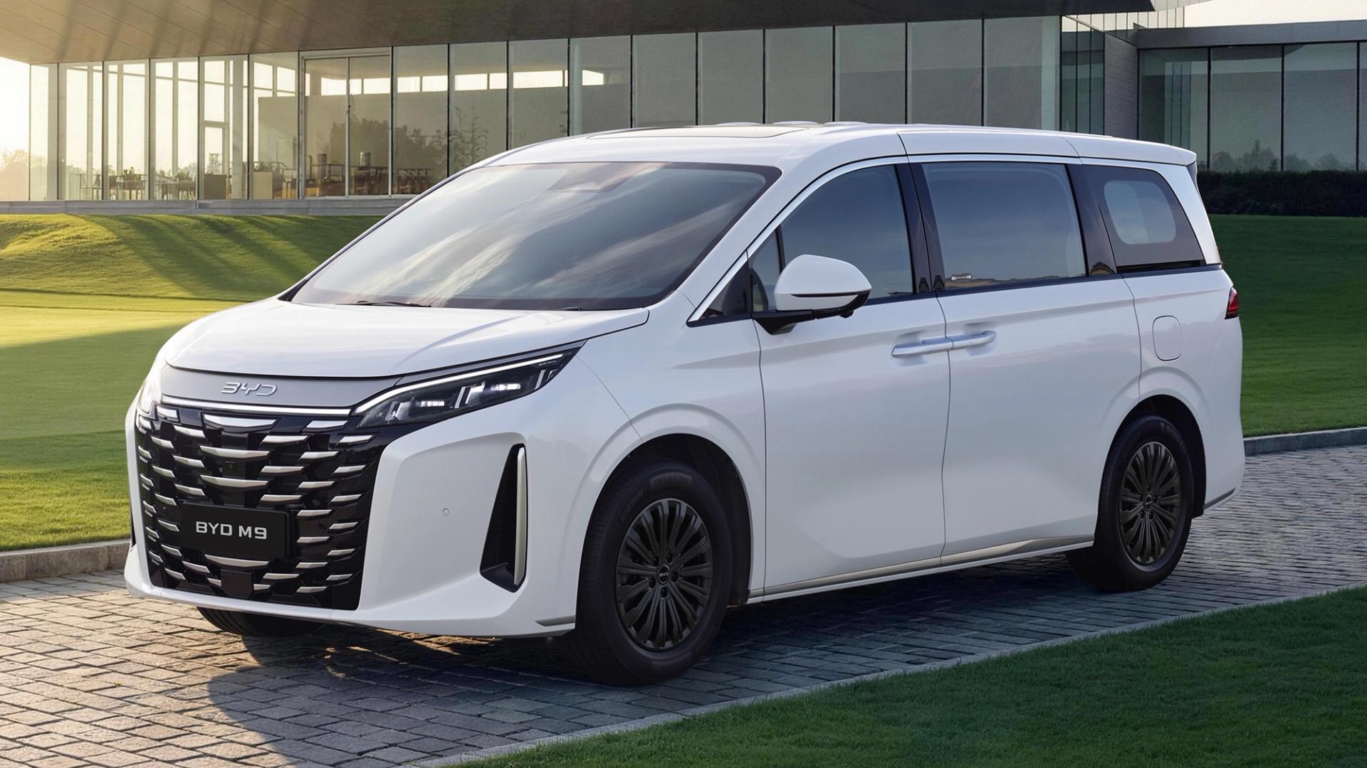 2027 BYD M9 plug-in hybrid takes aim at Kia Carnival in Australia