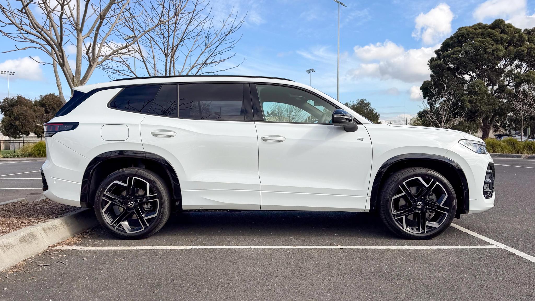 2026 Volkswagen Tayron eHybrid review - Image 2