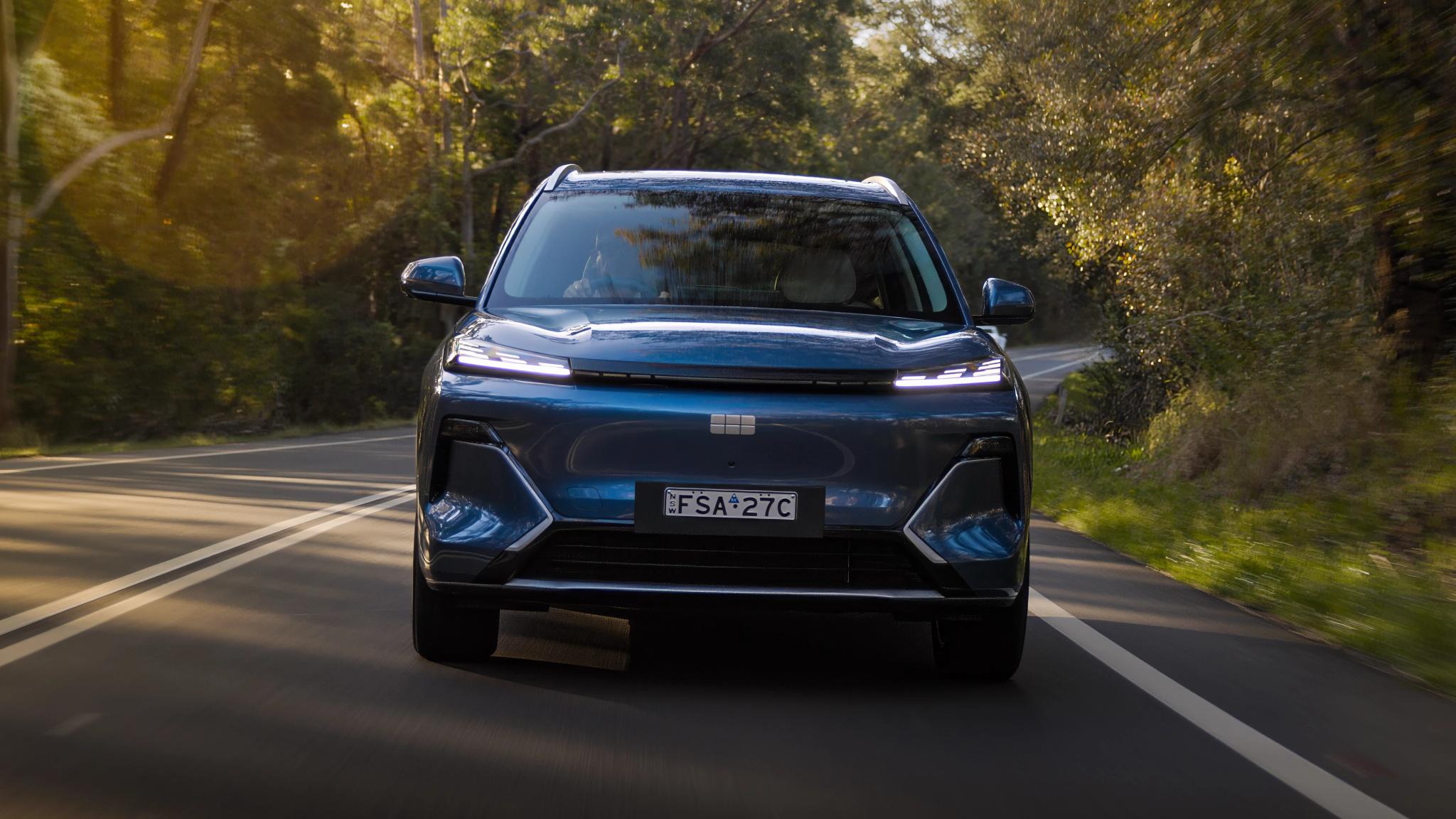 2026 Geely Starray EM-i Inspire AWD plug-in hybrid SUV front
