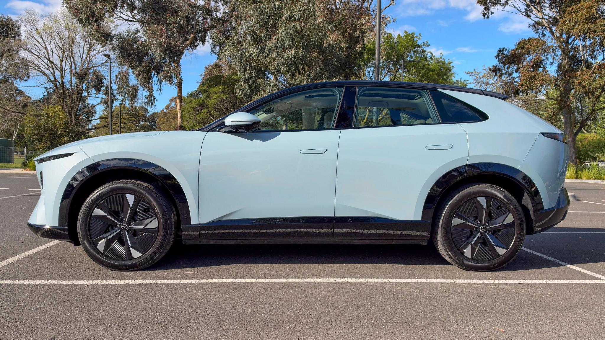 2027 Mazda CX-6e side profile