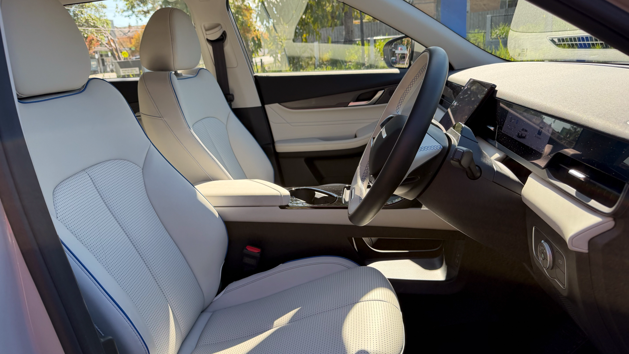 Jaecoo J5 EV Front Seats