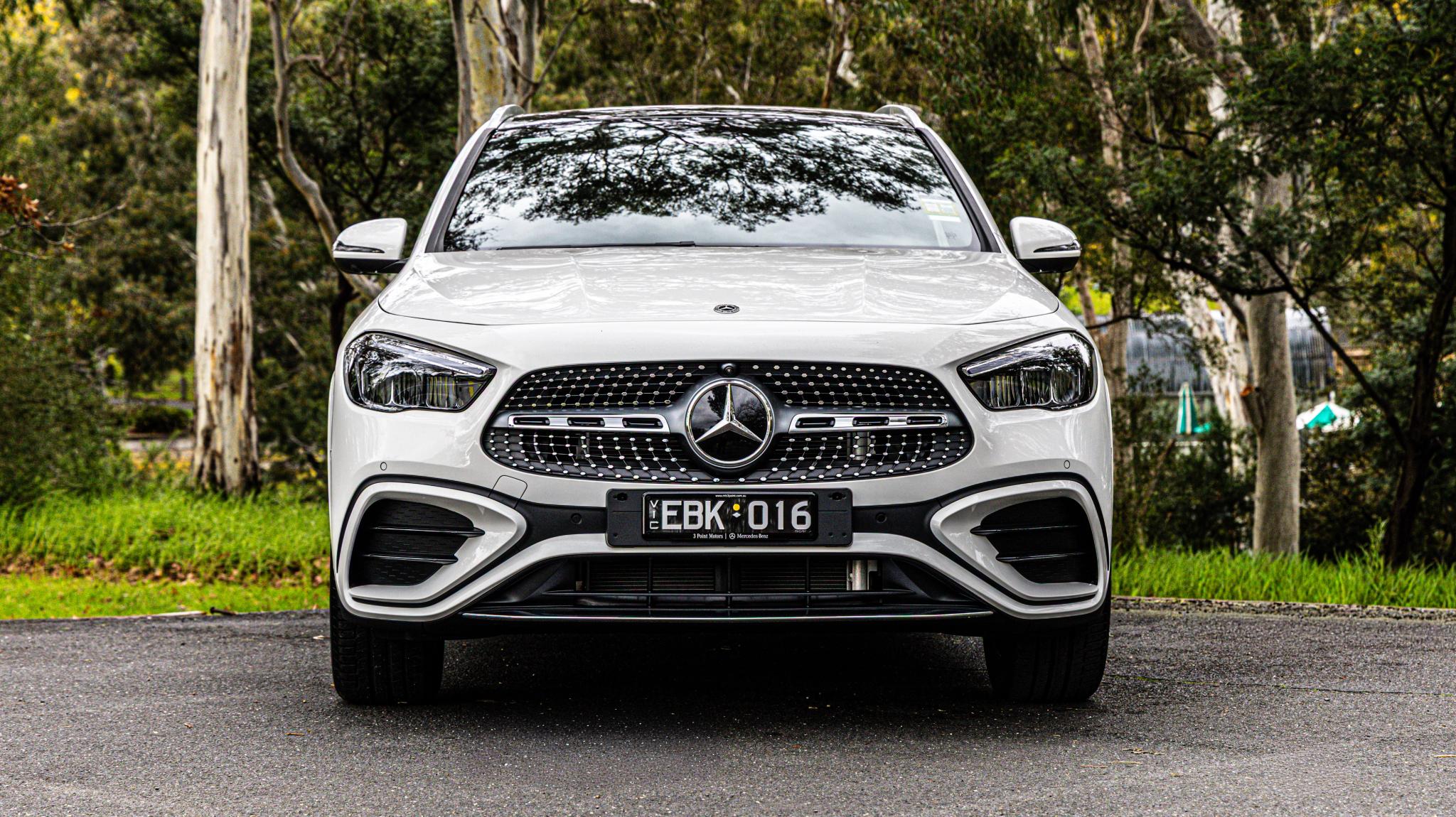 2026 Mercedes-Benz GLA front