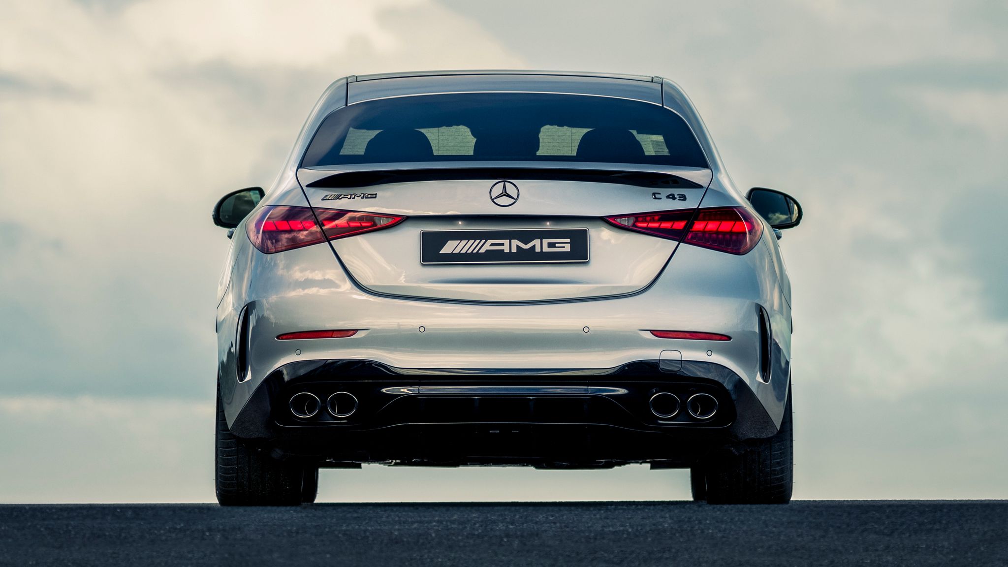 Mercedes-AMG C43 Edition R+ undercuts standard C43 with extra kit - Image 5