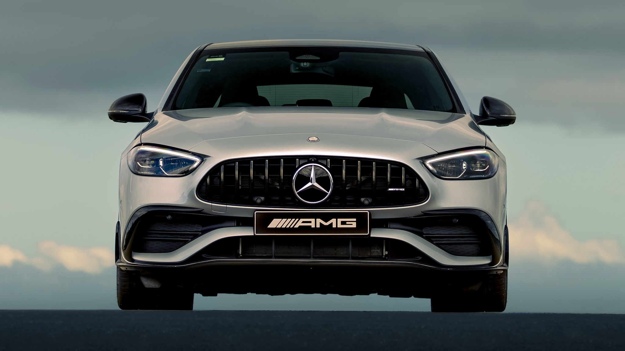 Mercedes-AMG C43 Edition R+ undercuts standard C43 with extra kit - Image 4
