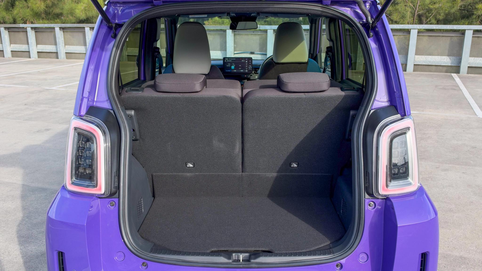 2026 Honda Super-ONE boot space