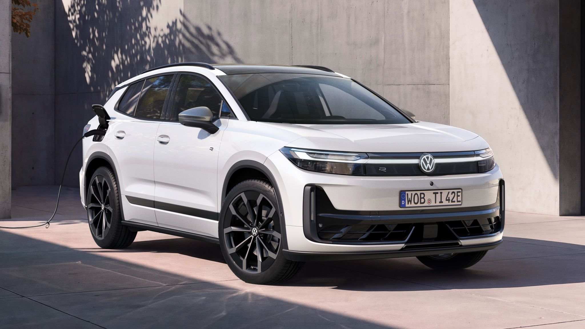 Volkswagen ID. Tiguan electric SUV R-Line