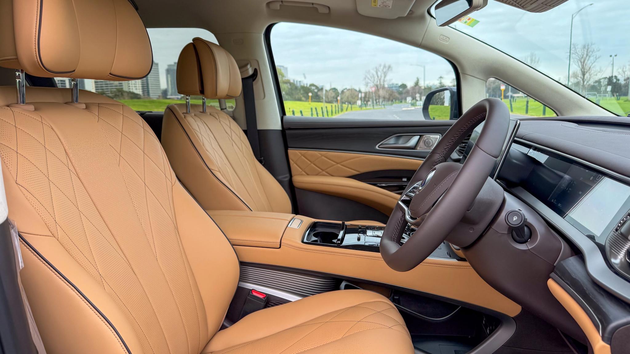2026 Denza D9 review - Image 6