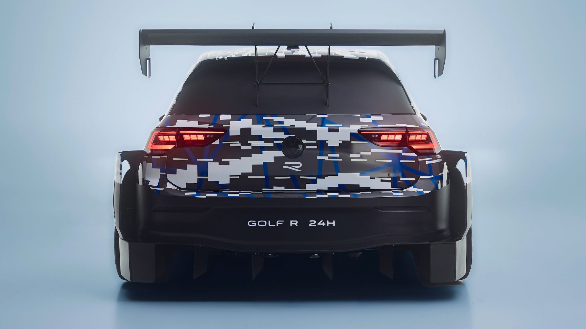 Volkswagen previews most spectacular Golf R yet for 2027 Nürburgring race - Image 6