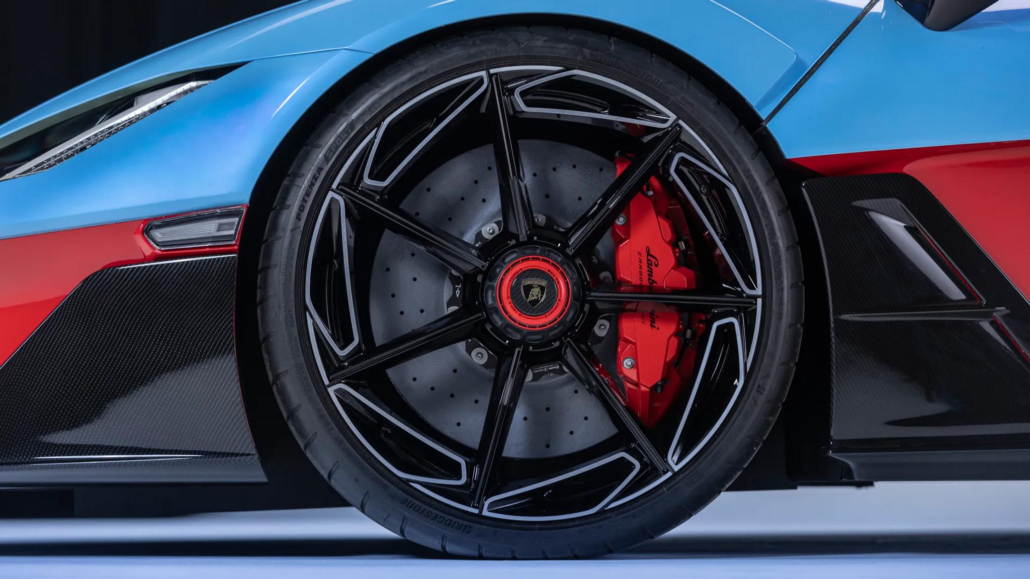 Just one Lamborghini Fenomeno Roadster bound for Australia at $8m - Image 4