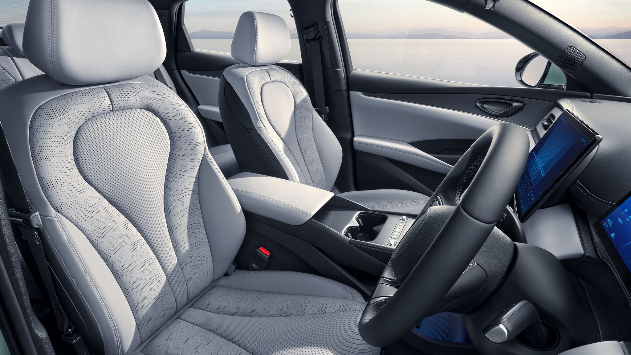 BYD Seal 6 arrives in Australia from $34,990 with 1400km hybrid range - Image 5